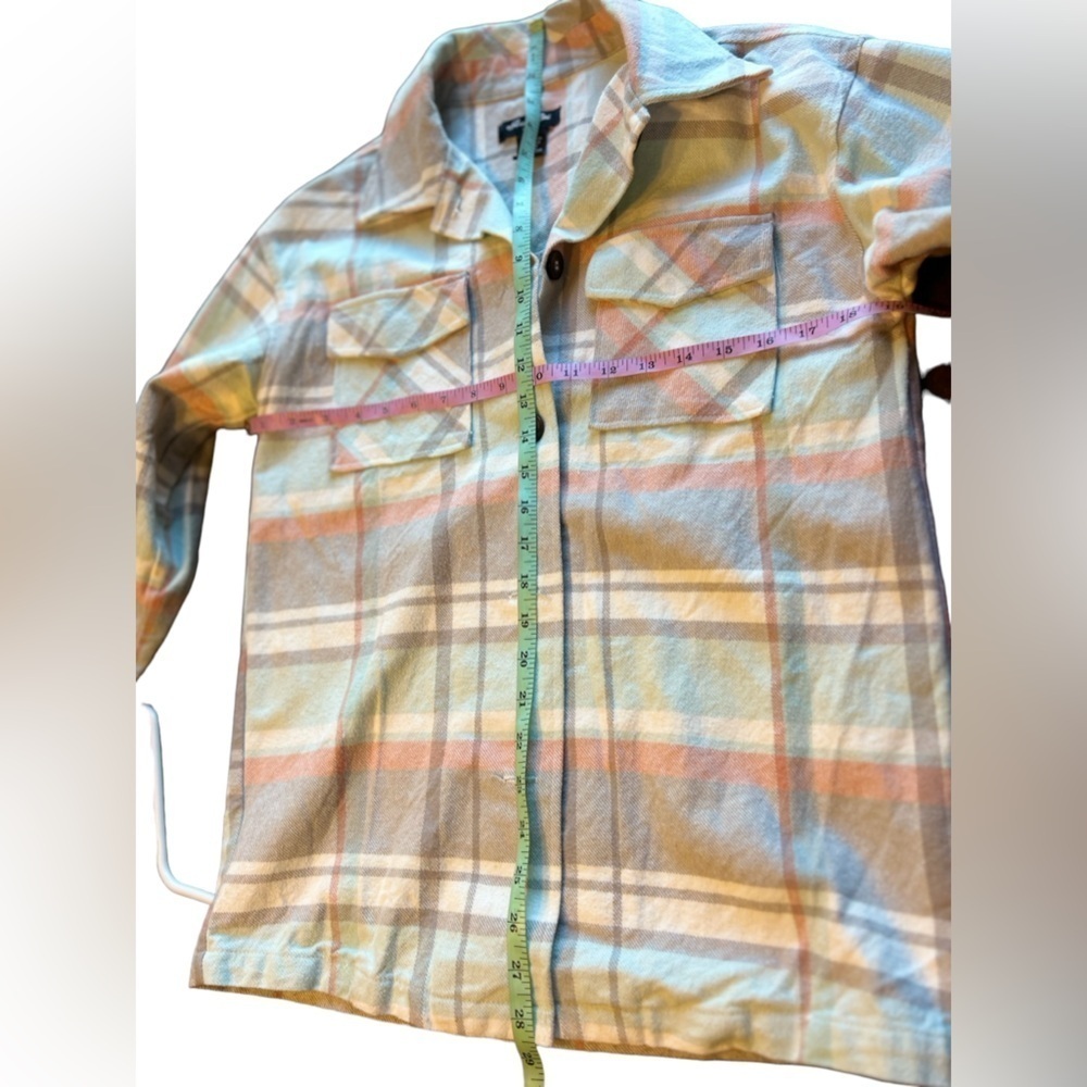 Anna Cai plaid button front shaket top size S - Picture 8 of 9